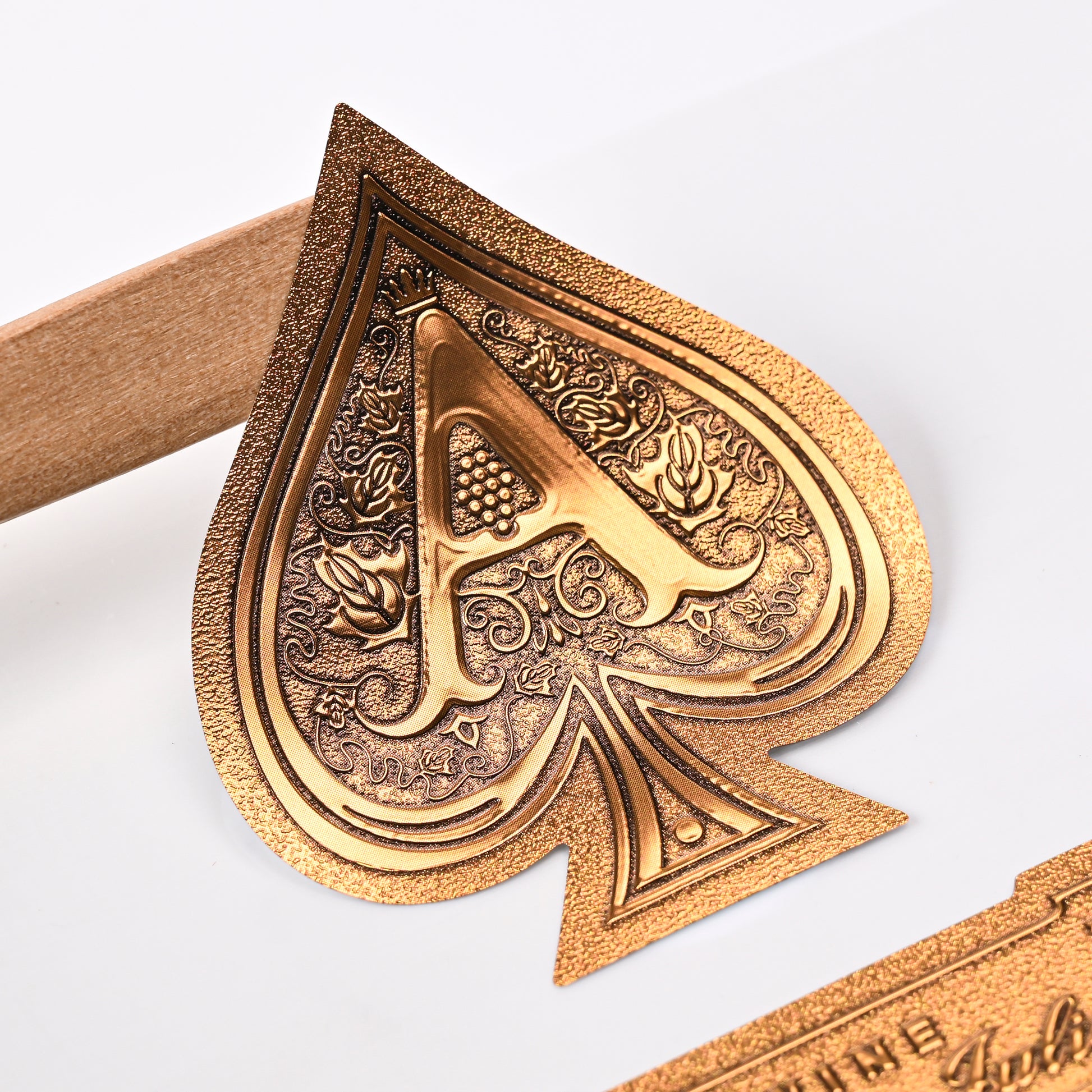 定制标志品牌标签火花聚氯乙烯聚酯金属铝材料贴纸工业用途-葡萄酒饮料香水化妆品